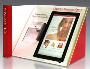 Clarins beauty Spot Ecran digital en magasin